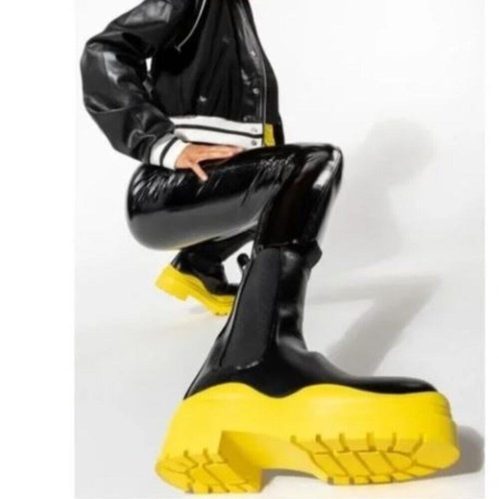 Azalea Wang Chunky Platform Ghosted Chelsea Rain Boots Grunge Black Yellow 5